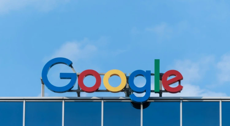Foto de Pawel Czerwinski na Unsplash | eeat do google
